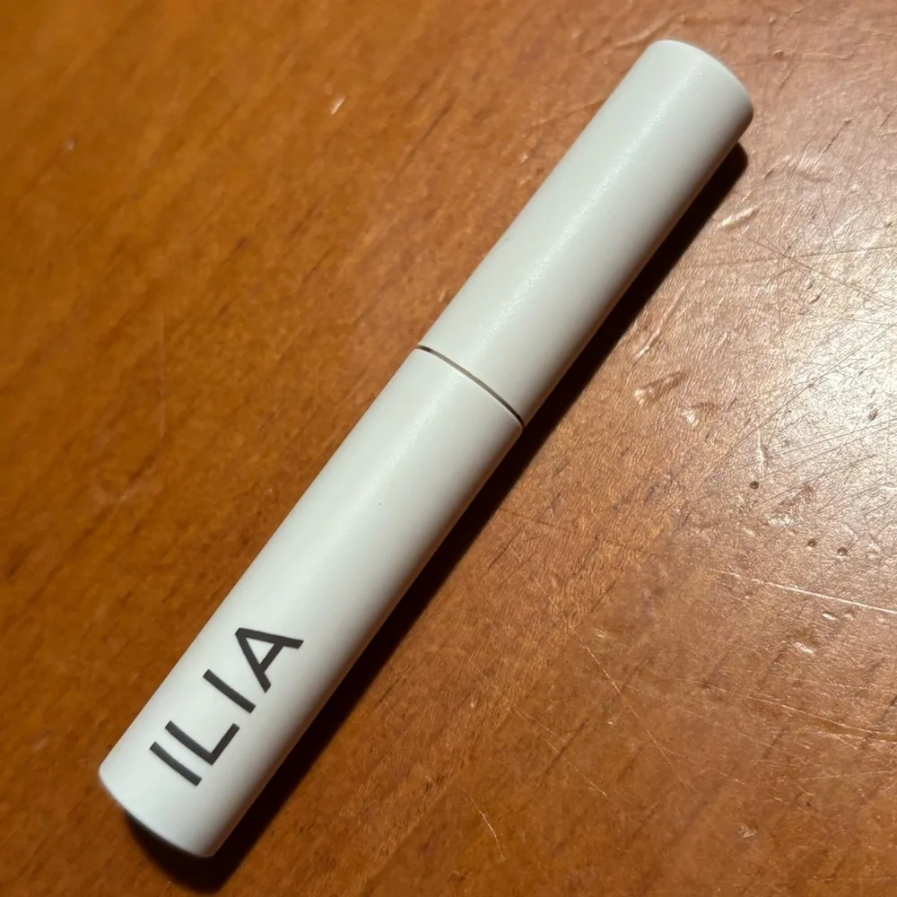 ILIA Limitless Lash Lengthening Mascara